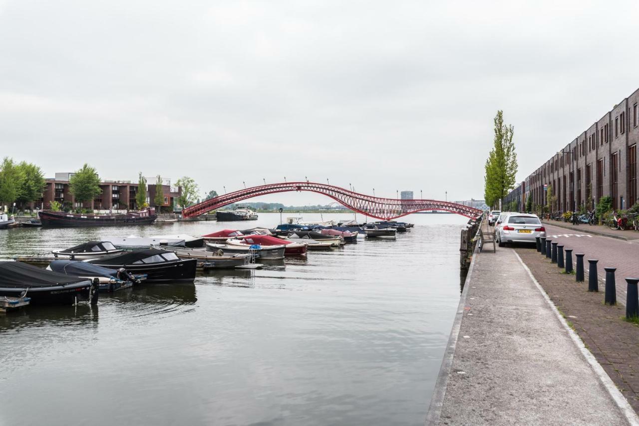 Houseboat Reussi Frühstückspension